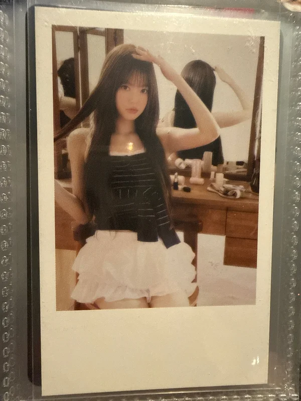 LE SSERAFIM 2026 SEASONS GREETINGS