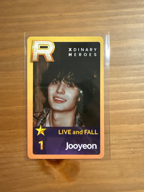 LIVE and FALL SuperStarJYPNATION