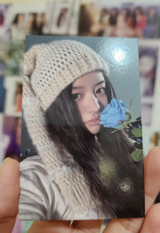 SUPER REAL ME OFFICIAL MERCH WEVERSE REWARD