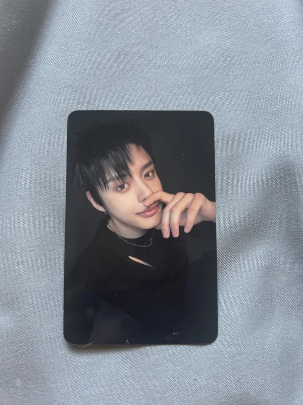 Kim Jiwoong Ascend- 11 Ver.