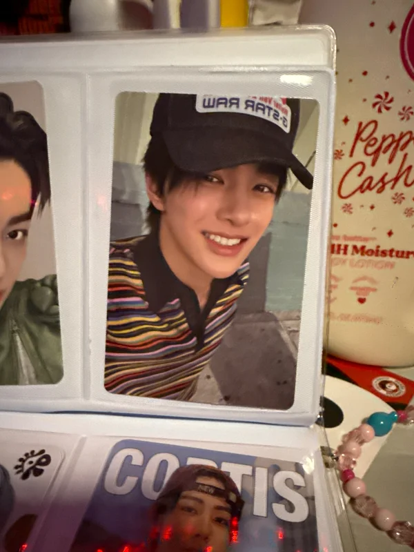 COLOR OUTSIDE THE LINES Scene 1 ver.