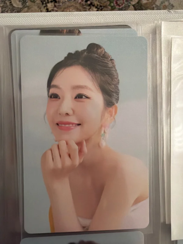 2025 SEASON'S GREETINGS SM STORE