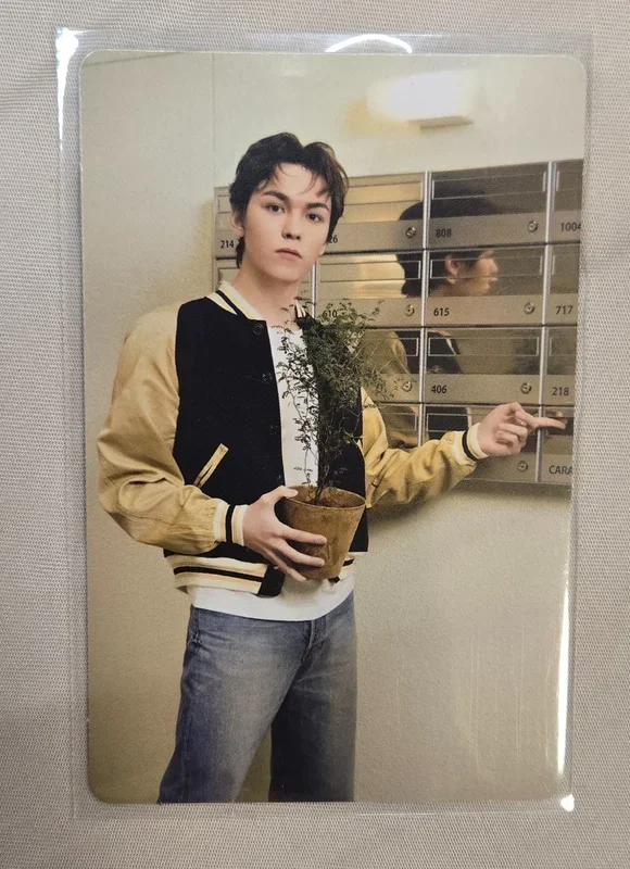 2024 SVT 8TH FAN MEETING SEVENTEEN in CARAT LAND Trading Card Set