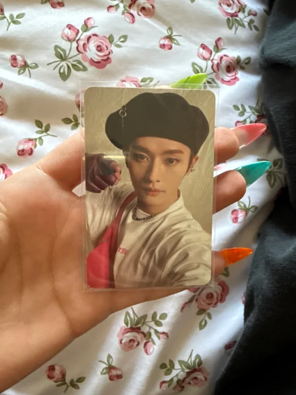Pocamarket, Stray Kids LEE KNOW ODDINARY K-pop Photocard