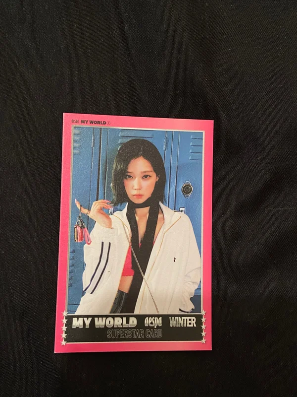 MY WORLD Zine Ver. Trading Card Set