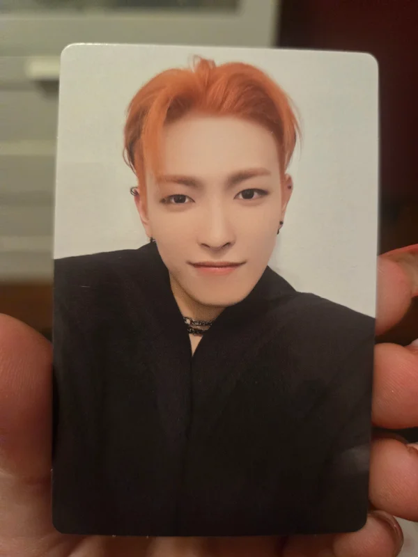 GOLDEN HOUR : Part.1 hello82