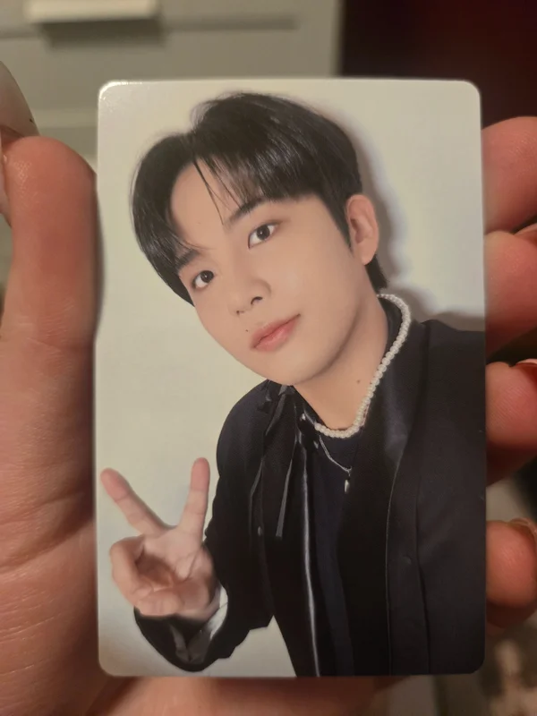 GOLDEN HOUR : Part.2 US Exclusive