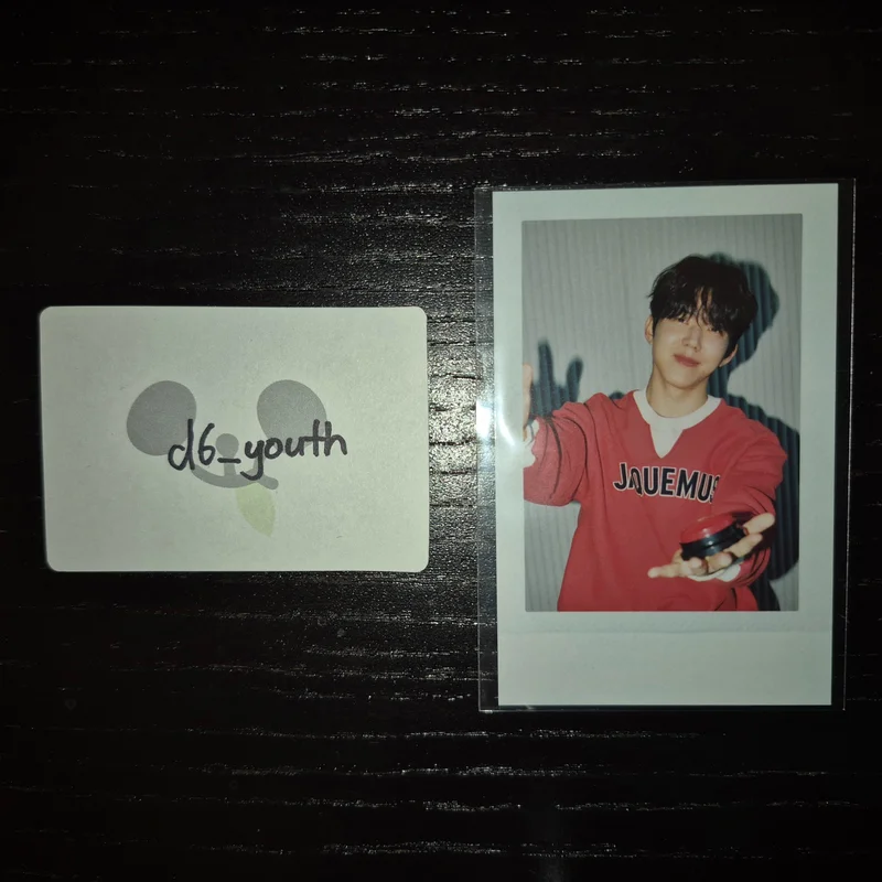 2026 SEASON'S GREETINGS 'PRESS THE BUTTON'