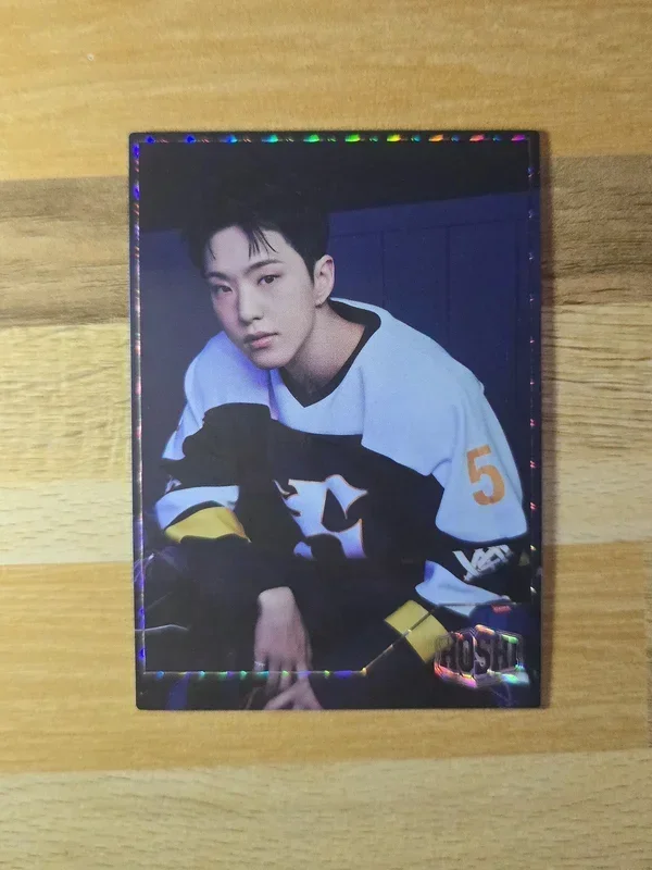 25 SEVENTEEN's HOME PHOTO CARD
