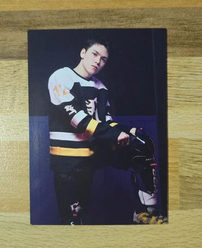 25 SEVENTEEN's HOME PHOTO CARD