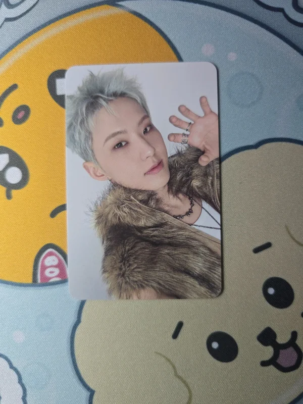 SEVENTEEN 2026 SEASON'S GREETINGS