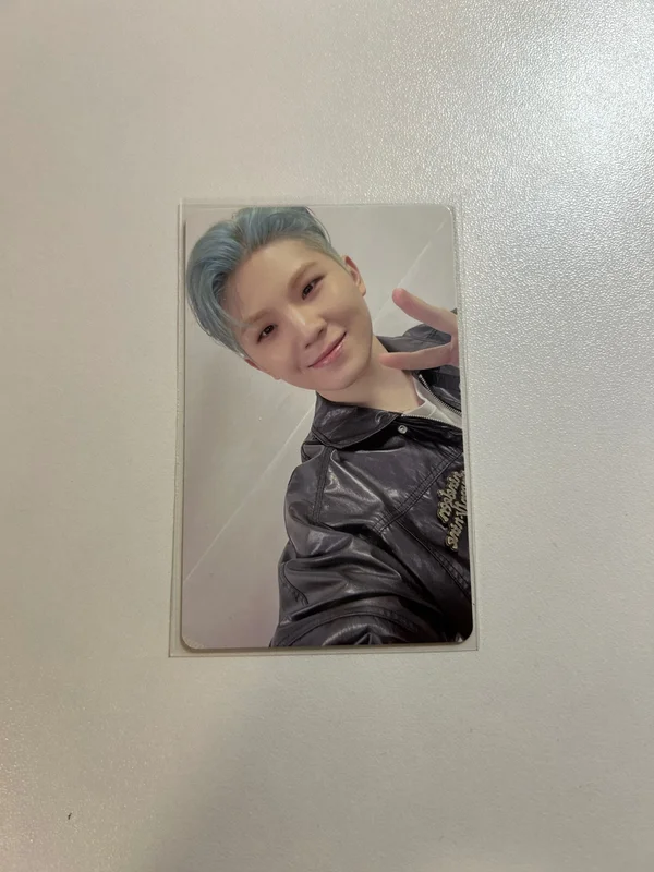 2022 SEVENTEEN in CARAT LAND MEMORY BOOK+ DVD