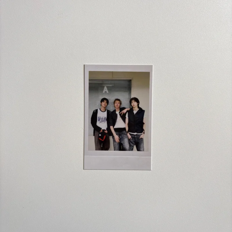 CORTIS 2026 SEASONS GREETINGS