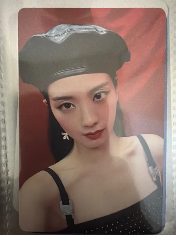 ME KiT ALBUM
