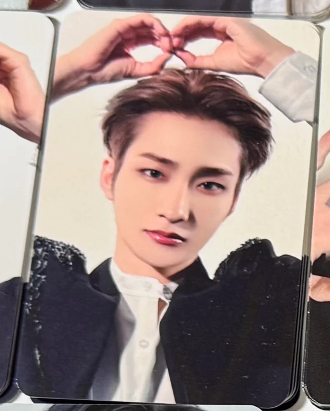 Youth Chapter 3 : ROMANTIC YOUTH KEYRING ver.