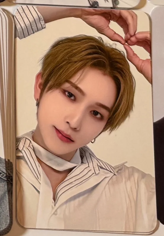 Youth Chapter 3 : ROMANTIC YOUTH KEYRING ver.