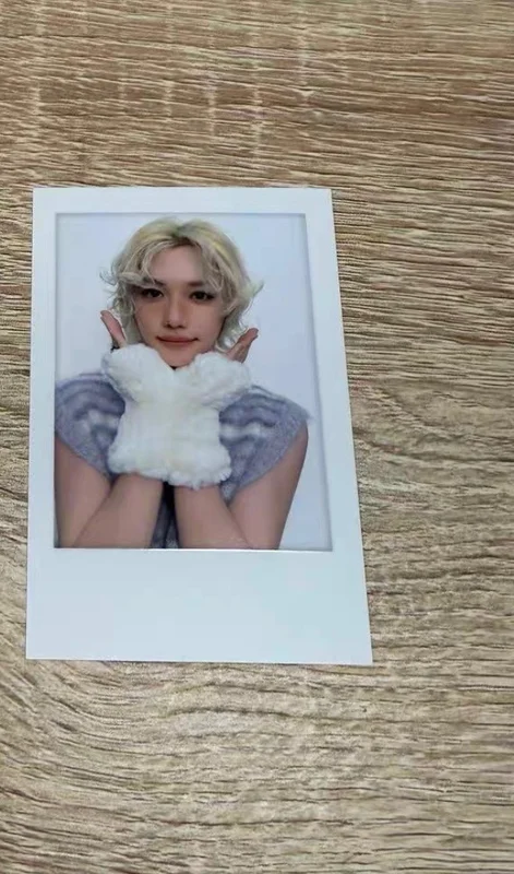 Stray Kids 5TH FANMEETING SKZ 5CLOCK TINCASE POLAROID SET