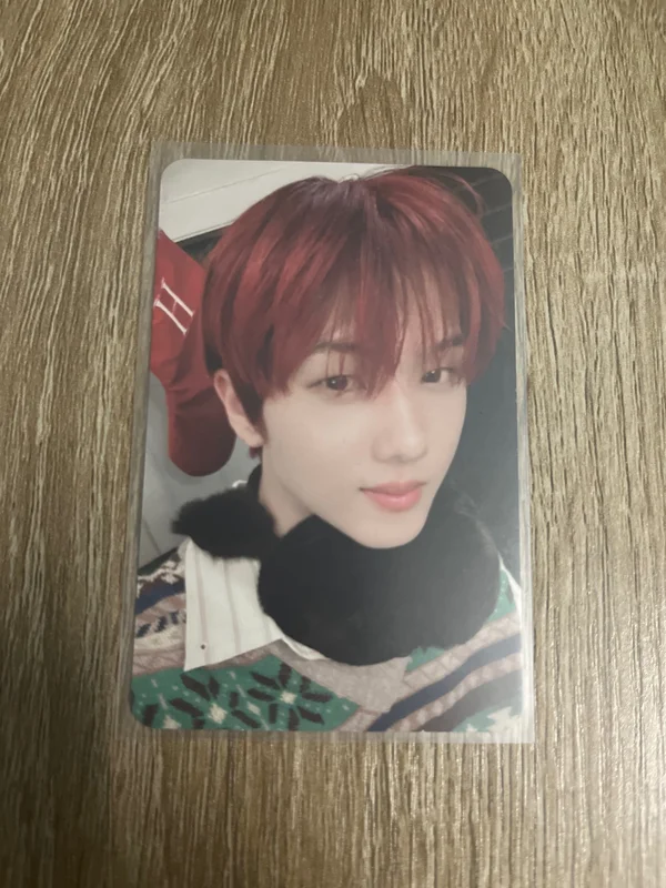 2022 PINK CHRISTMAS PHOTO CARD RANDOM PACK