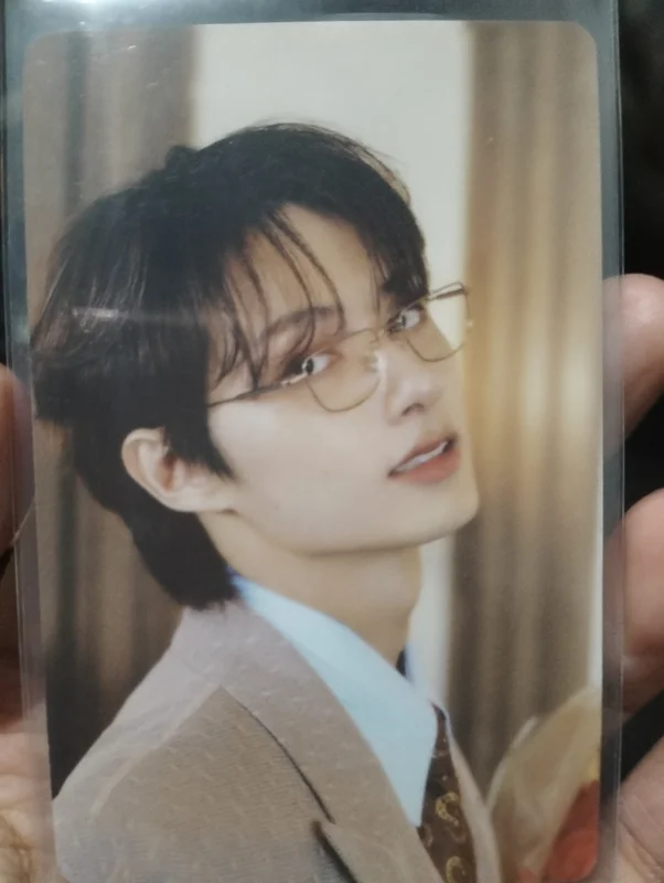 SPILL THE FEELS CARAT Ver.