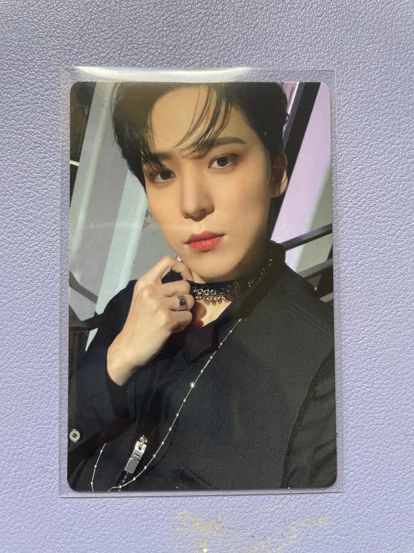 THE WORLD EP.1 : MOVEMENT A VER.