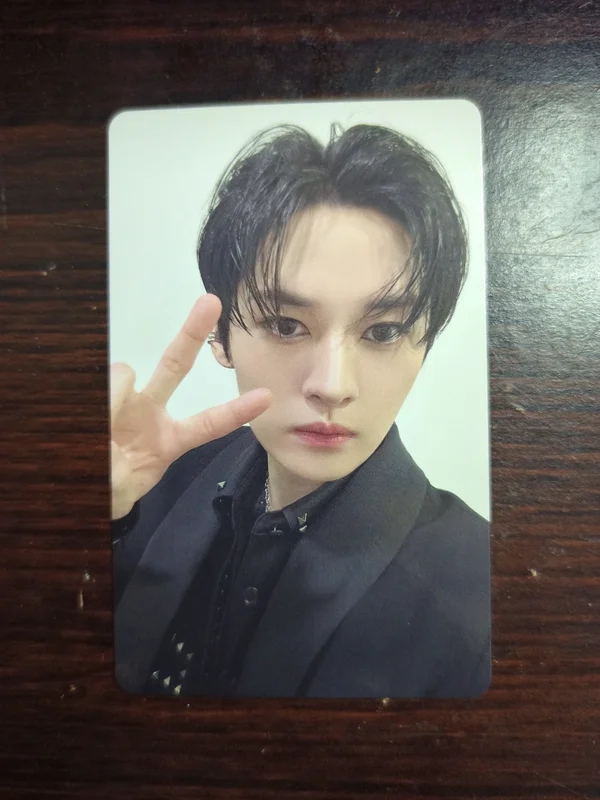 Stray Kids LEE KNOW World Tour dominATE JAPAN REWARD