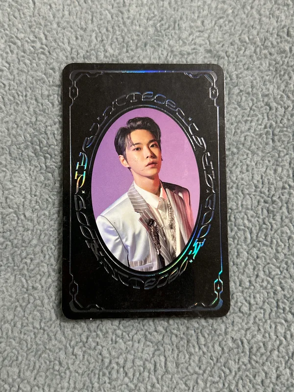 RESONANCE Pt.1 YEARBOOK CARD