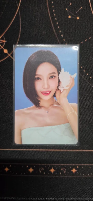 Red Velvet FAN-CON [A Day in Red & Velvet] RANDOM TRADING CARD