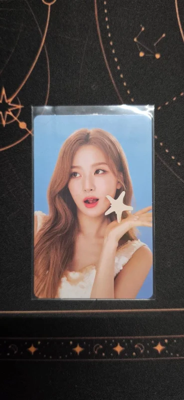 Red Velvet FAN-CON [A Day in Red & Velvet] RANDOM TRADING CARD