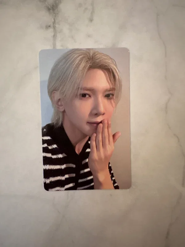 ATEEZ 7TH ANNIVERSARY OFFICIAL POP-UP '8ROOM' RANDOM PHOTOCARD PACK ver.A