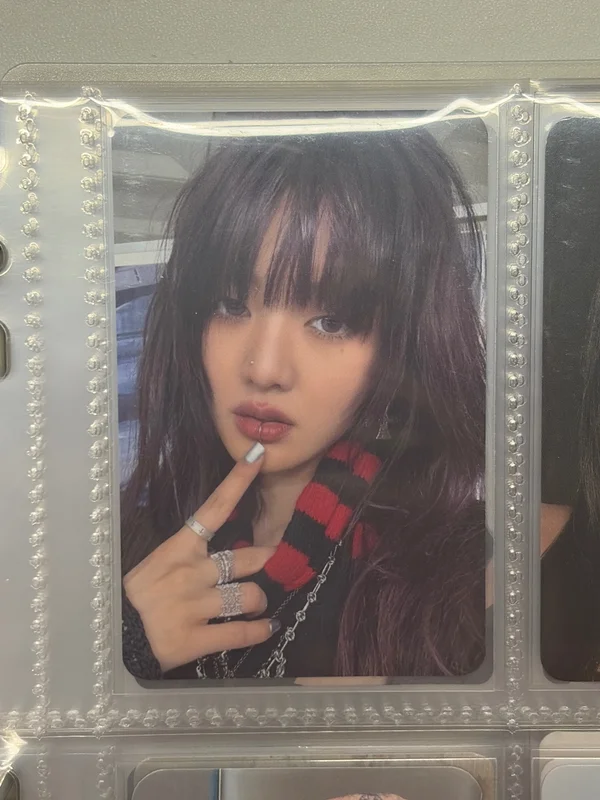 We are [POCAALBUM] Photobook Ver. MAKESTAR