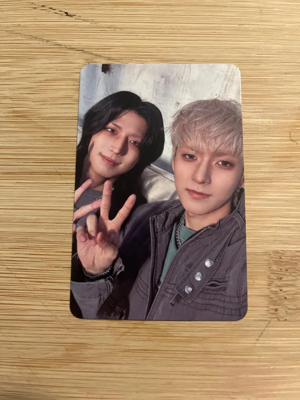 DEAD AND Photobook ver. Boy in Chic ver.