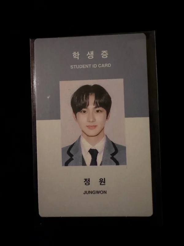 JUNGWON ID CARD SEASON GREETING 2021