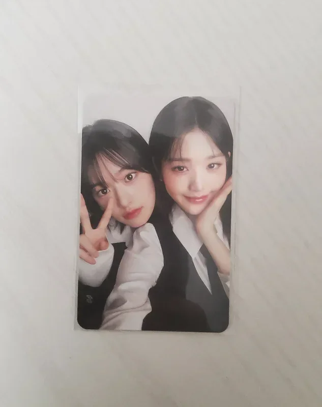 IVE THE 1ST WORLD TOUR SHOW WHAT I HAVE RANDOM PHOTOCARD PACK