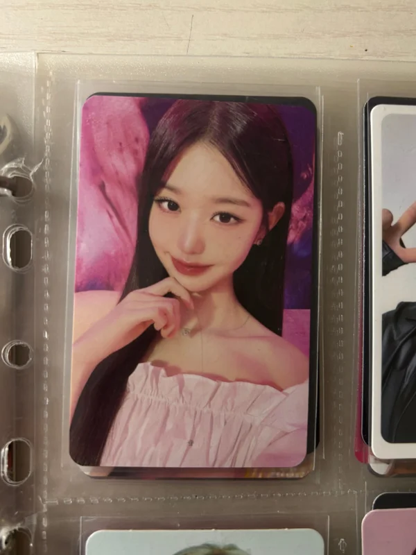 IVE THE 1ST WORLD TOUR SHOW WHAT I HAVE RANDOM PHOTOCARD PACK