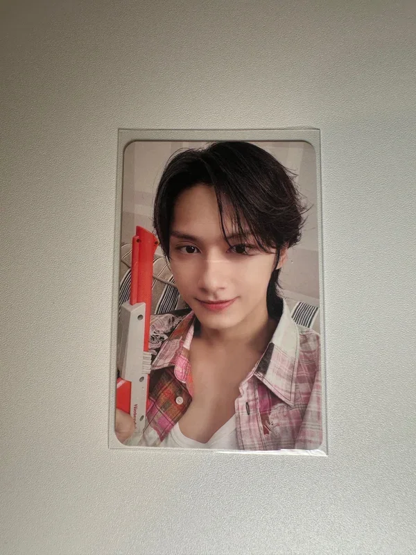 SEVENTEEN 2025 SEASON'S GREETINGS