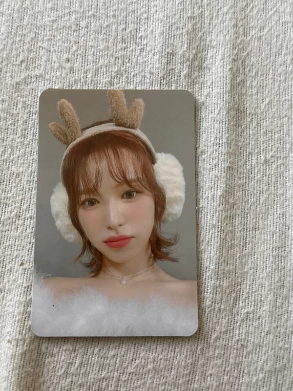 2022 PINK CHRISTMAS PHOTO CARD RANDOM PACK