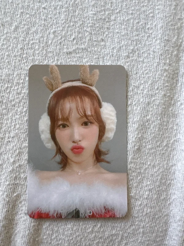 2022 PINK CHRISTMAS PHOTO CARD RANDOM PACK