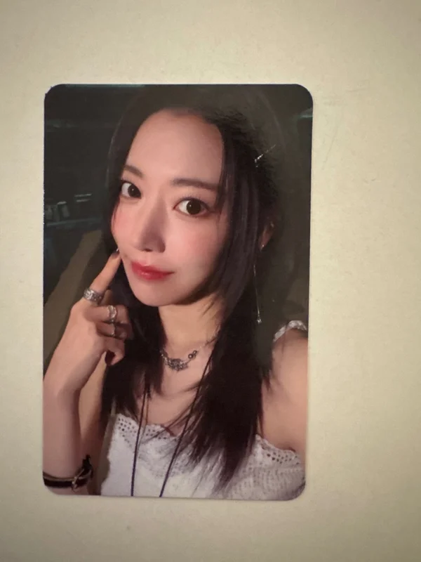 UNFORGIVEN WEVERSE ALBUMS Ver. COMEBACK SHOW SPECIAL PACKAGE