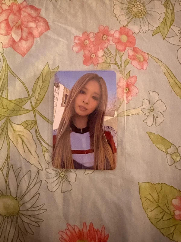 READY TO BE Tzuyu