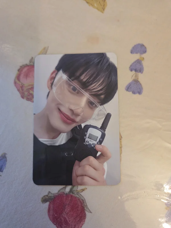 You had me at HELLO MAKESTAR Jiwoong