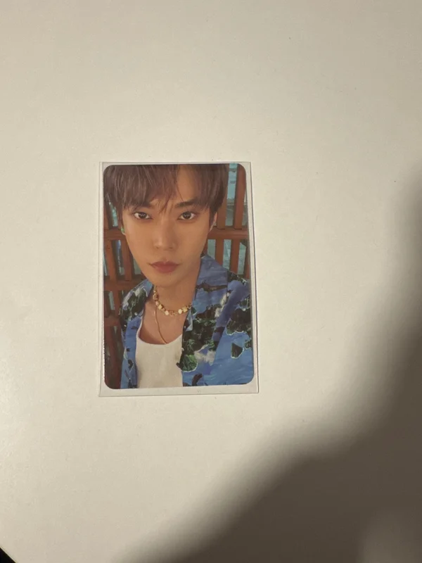 2 Baddies Photobook Ver. US ver.