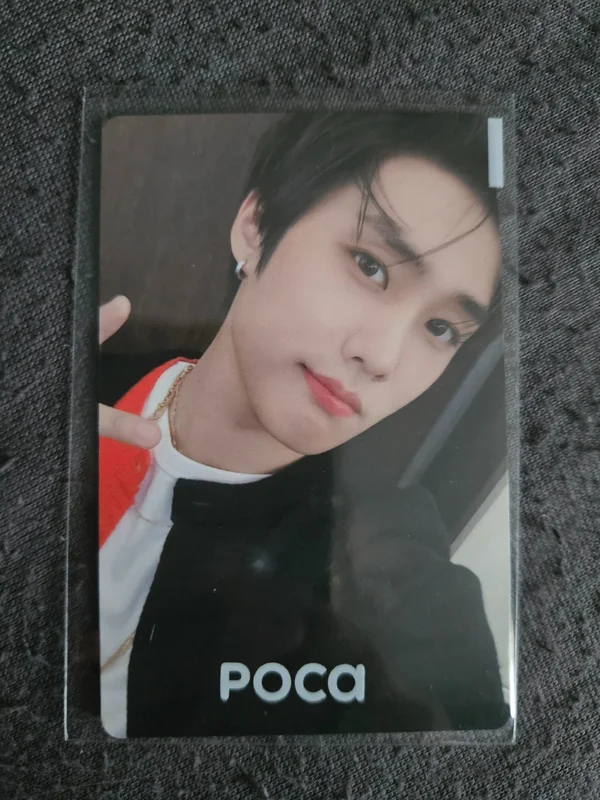 Unexpected POP-UP STORE TRADING CARD SET