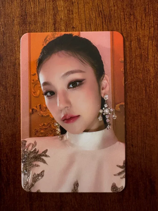 Yeji CHECKMATE SOUND WAVE