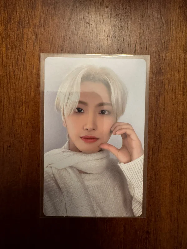 Seonghwa ATEEZ x KAURA VALENTEEZ POCA SET