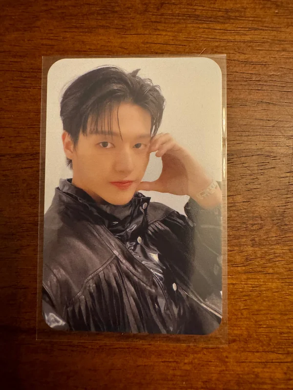 Woo ATEEZ WORLD TOUR [TOWARDS THE LIGHT : WILL TO POWER] IN EUROPE ATINY ZONE