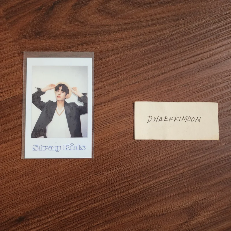 2022 Season Greetings Room,Mates