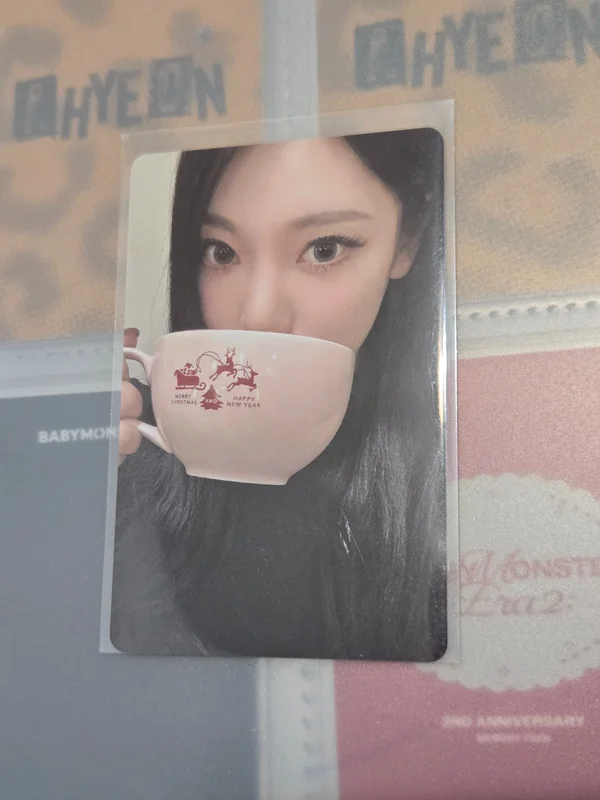 2024 PINK CHRISTMAS PHOTO CARD RANDOM PACK