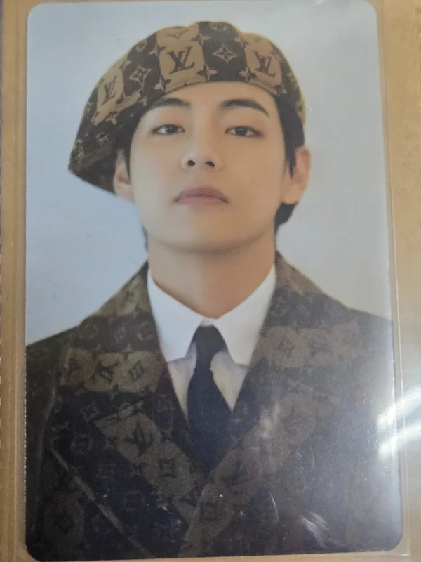 DICON PHOTOCARD 101 : CUSTOM BOOK / BEHIND BTS since 2018 (2018-2021 in USA)