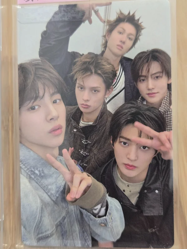 AAA 2025 LIVE WEVERSE