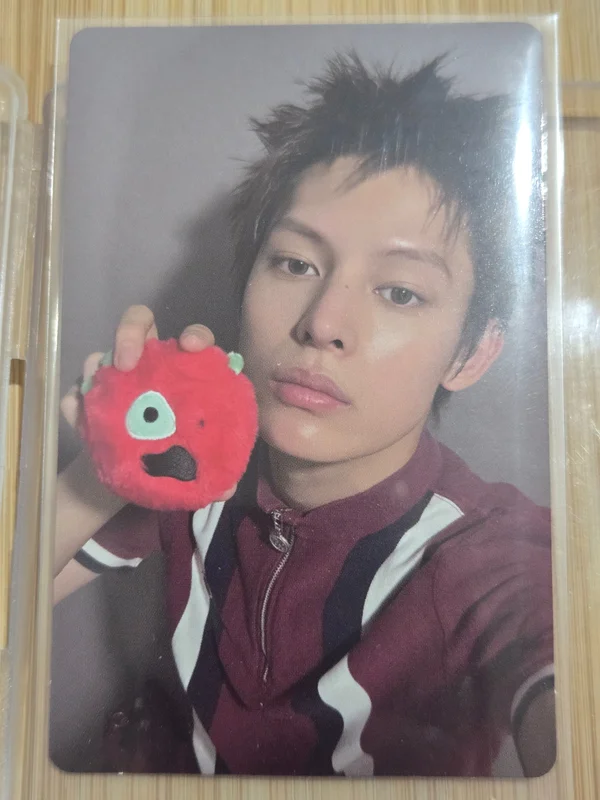 GREENGREEN CORTIS Ball REDRED ver.